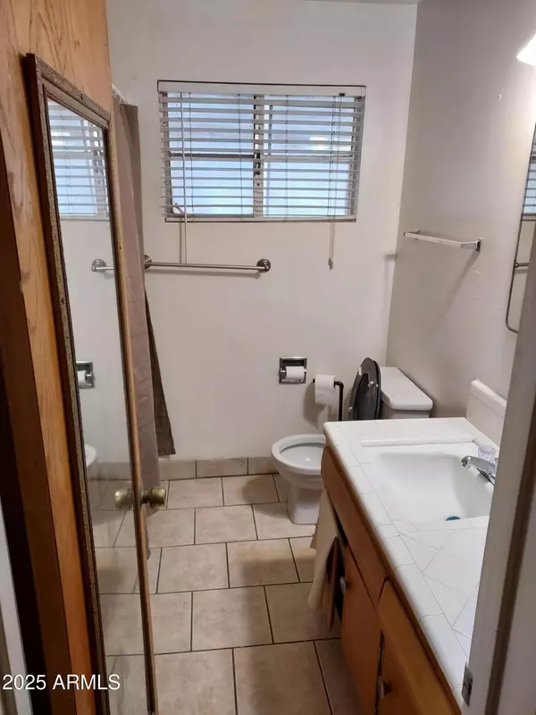 Phoenix, AZ 85018,3518 E MONTECITO Avenue