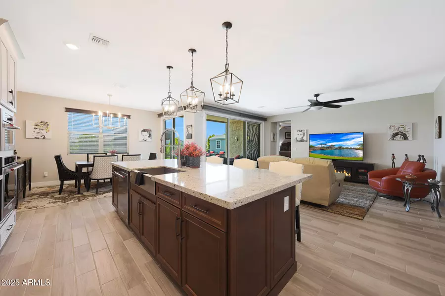 18545 W ALICE Avenue, Waddell, AZ 85355