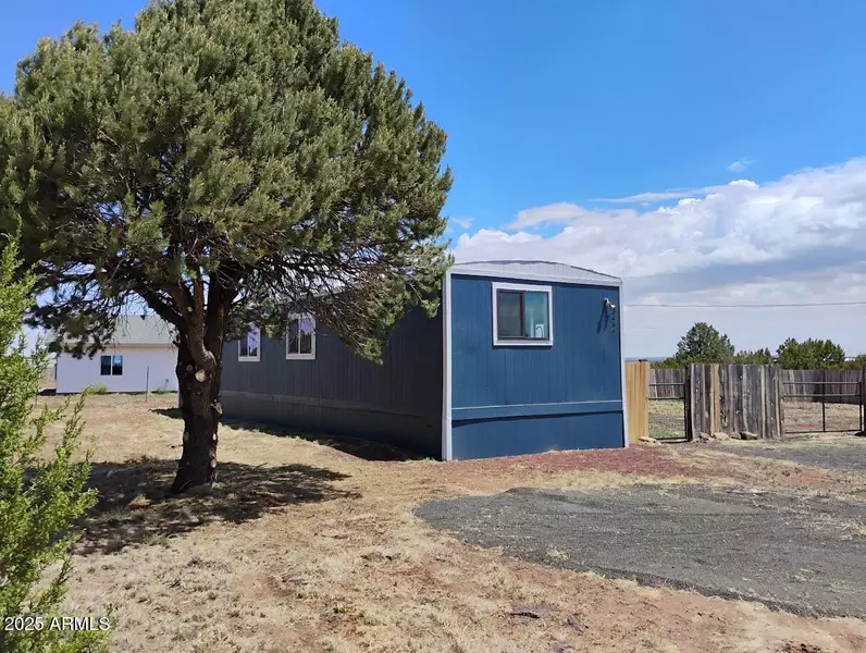 8484 BRUCE Circle, Show Low, AZ 85901