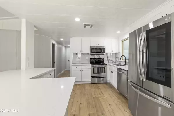 Mesa, AZ 85206,245 S 56TH Street #2