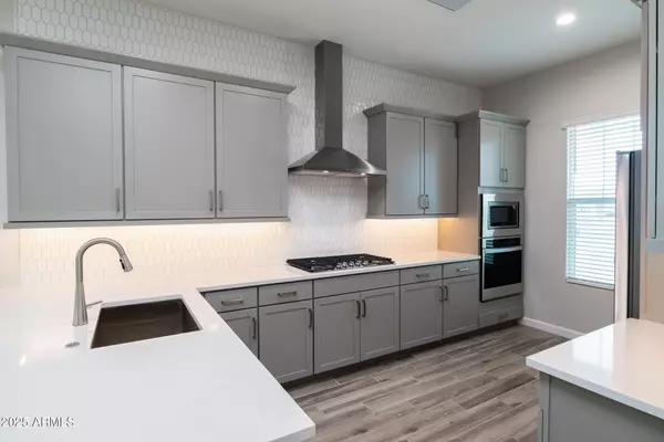 Scottsdale, AZ 85254,5128 E COOLBROOK Avenue