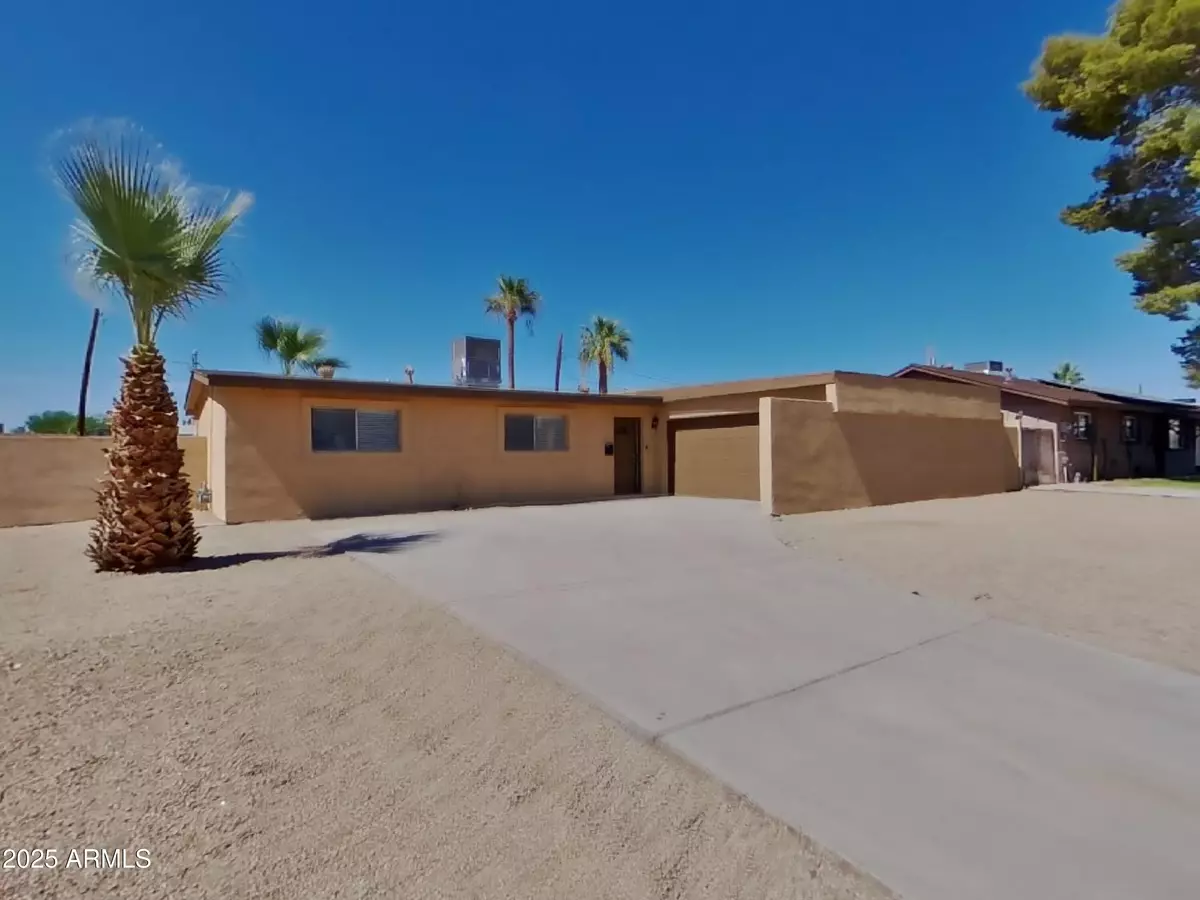 Phoenix, AZ 85029,3208 W SURREY Avenue