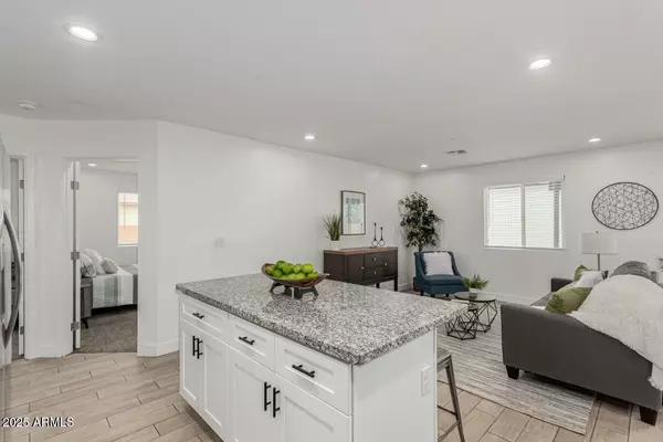 Phoenix, AZ 85015,5235 N 23RD Avenue