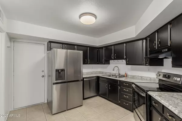 Glendale, AZ 85301,7320 N 44TH Avenue