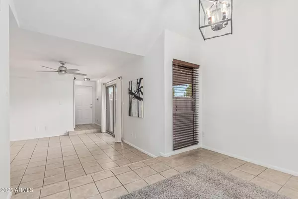Tempe, AZ 85281,826 S CASITAS Drive #A