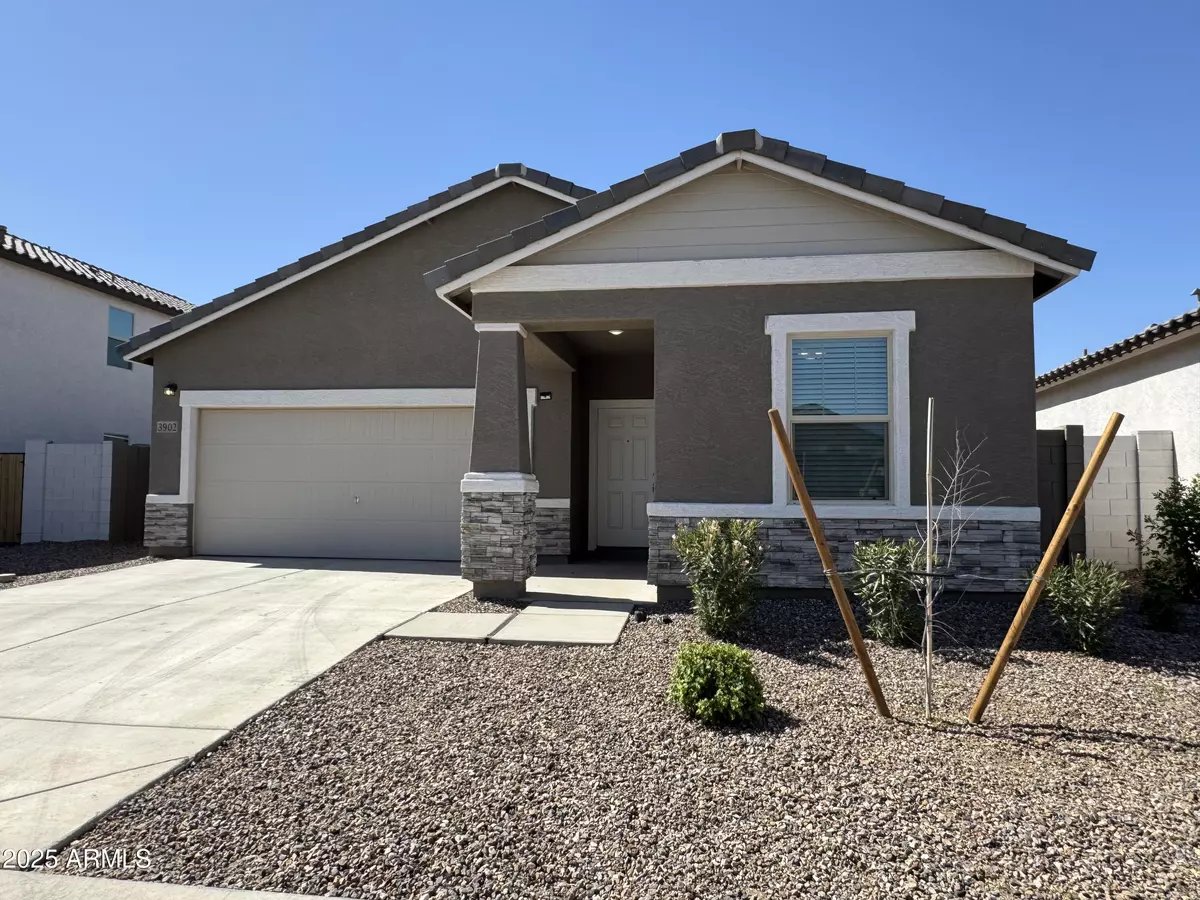 San Tan Valley, AZ 85143,3902 E CHARLES AUSTIN Lane