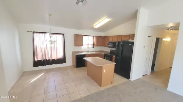 San Tan Valley, AZ 85143,255 W BRANGUS Way