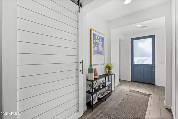 Phoenix, AZ 85018,4208 E AVALON Drive