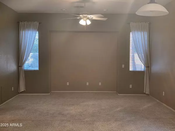 Chandler, AZ 85286,1656 E HAWKEN Place