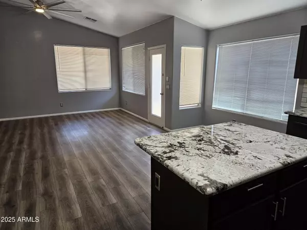 Phoenix, AZ 85043,5446 W SOUTHGATE Avenue