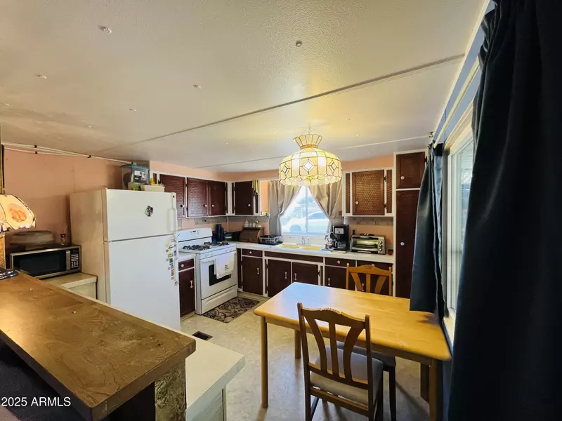 2100 N TREKELL Road #017, Casa Grande, AZ 85122