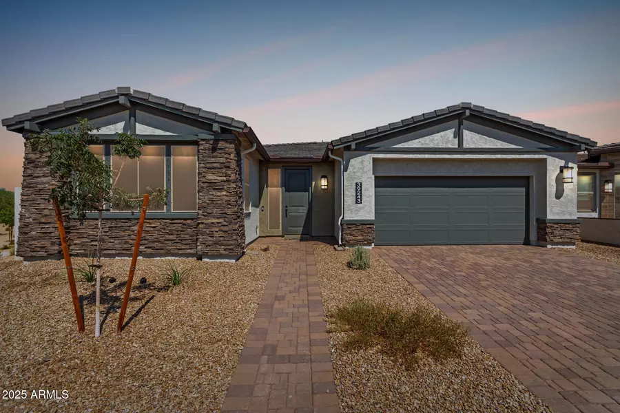 39243 N CARTER Lane, San Tan Valley, AZ 85140