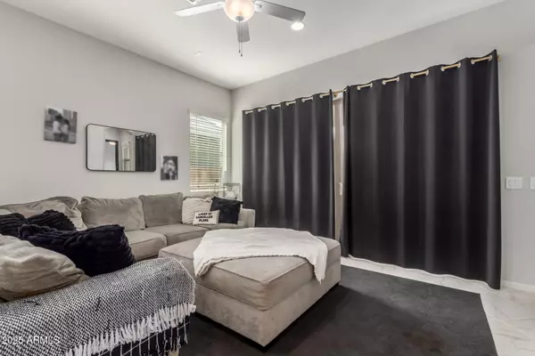 Queen Creek, AZ 85142,23090 E MAYBERRY Road