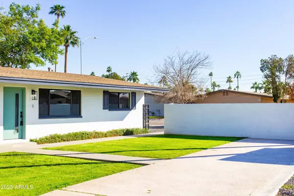 Scottsdale, AZ 85251,6622 E AVALON Drive
