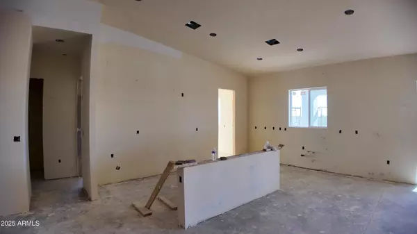 Tonopah, AZ 85354,6523 S 333rd Avenue