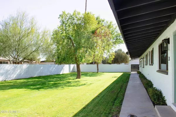 Scottsdale, AZ 85251,6628 E AVALON Drive