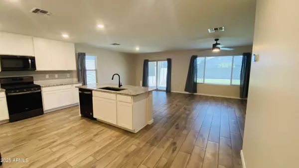 Surprise, AZ 85387,17461 W MOLLY Lane