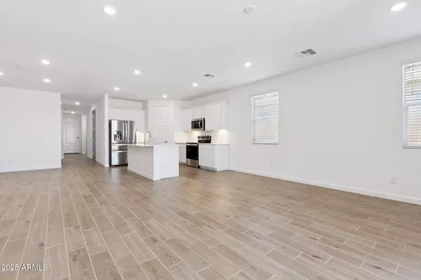 Waddell, AZ 85355,17722 W VOGEL Avenue