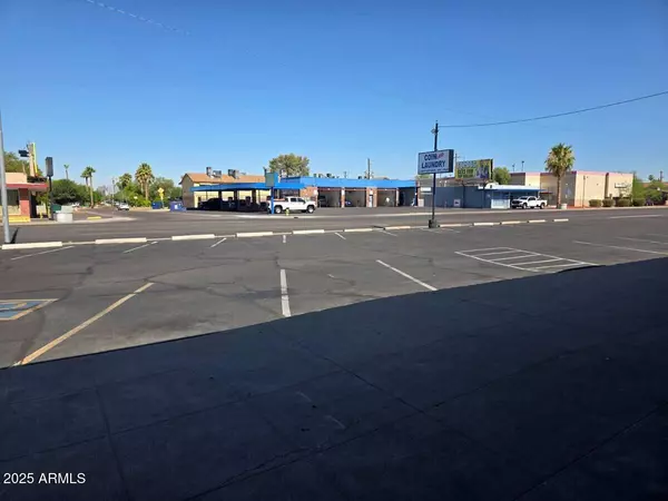 Phoenix, AZ 85016,3043 N 24TH Street