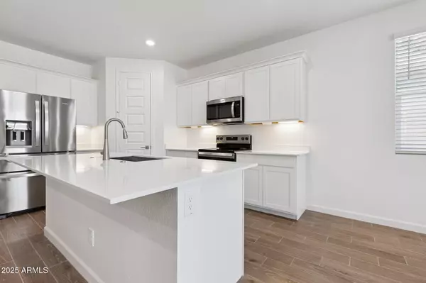 Waddell, AZ 85355,17734 W VOGEL Avenue