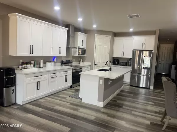 Wittmann, AZ 85361,21028 N Denver Hill Drive