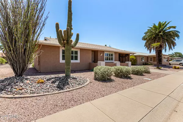 Mesa, AZ 85206,869 LEISURE WORLD --