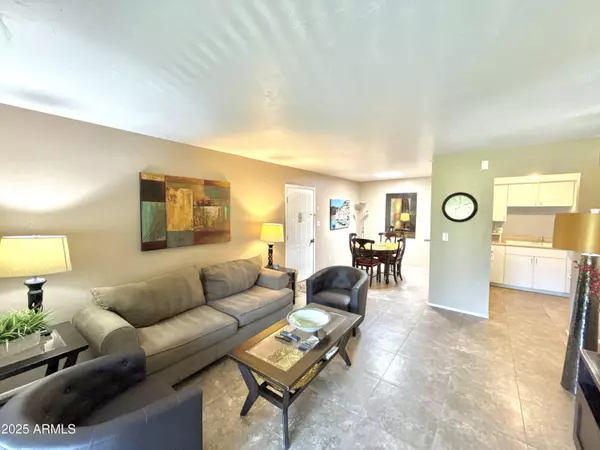 Scottsdale, AZ 85258,8649 E ROYAL PALM Road #225