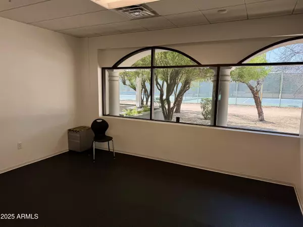 Scottsdale, AZ 85260,14050 N Northsight Boulevard #207