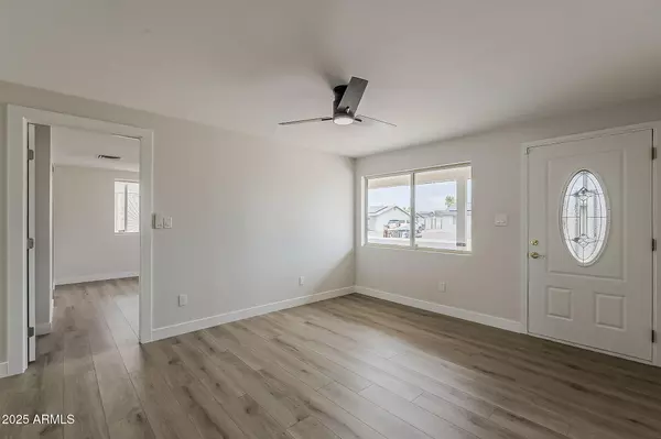 Phoenix, AZ 85032,4025 E SURREY Avenue