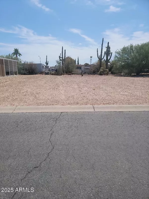 3603 N NORTH DAKOTA Avenue #327, Florence, AZ 85132