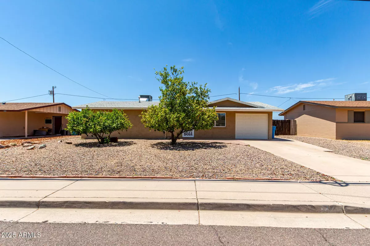 Phoenix, AZ 85032,14832 N 36TH Street