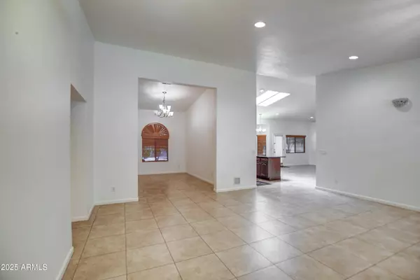 Scottsdale, AZ 85254,6009 E MONTE CRISTO Avenue