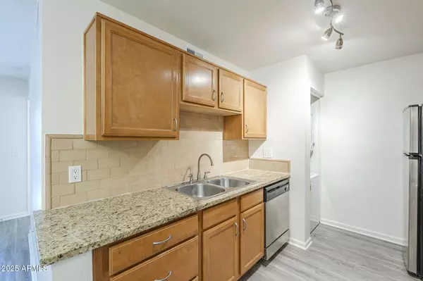 Tempe, AZ 85282,200 E SOUTHERN Avenue #252