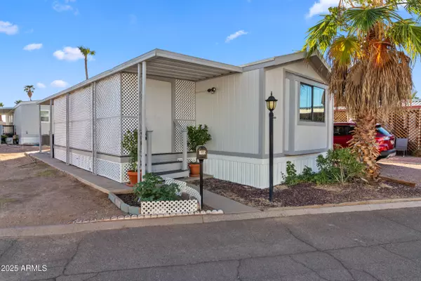 Mesa, AZ 85202,701 S DOBSON Road #195