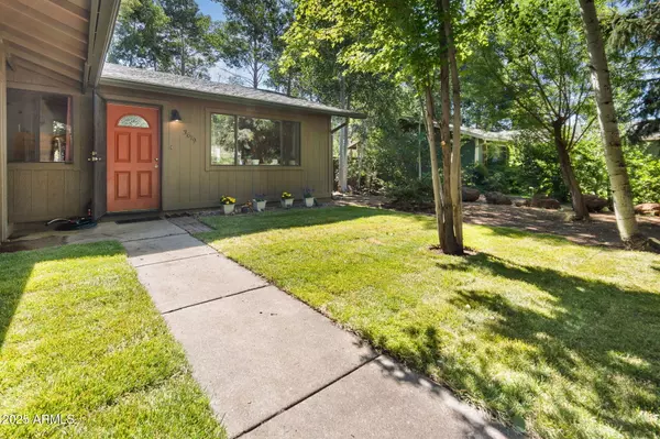 3619 W MOUNTAIN Drive, Flagstaff, AZ 86001