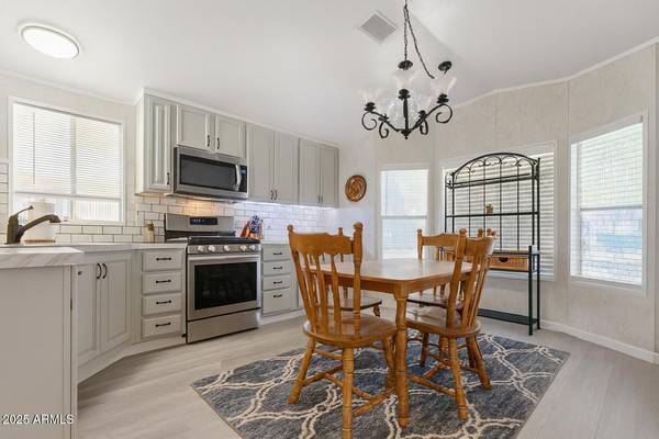 9302 E Broadway Road #184, Mesa, AZ 85208