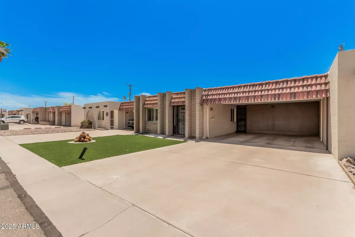 Mesa, AZ 85201,332 N DOBSON Road #22
