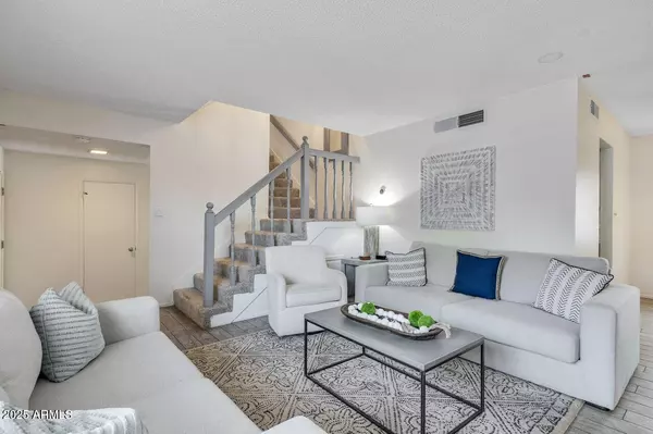 Scottsdale, AZ 85254,5001 E BLOOMFIELD Road