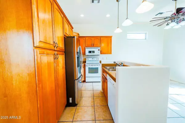 Surprise, AZ 85374,17200 W BELL Road #1041