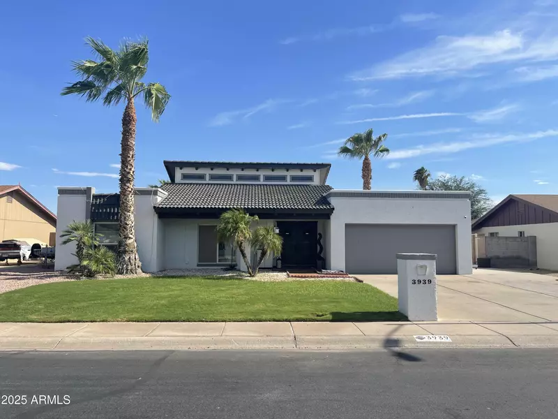 3939 W JOAN DE ARC Avenue, Phoenix, AZ 85029