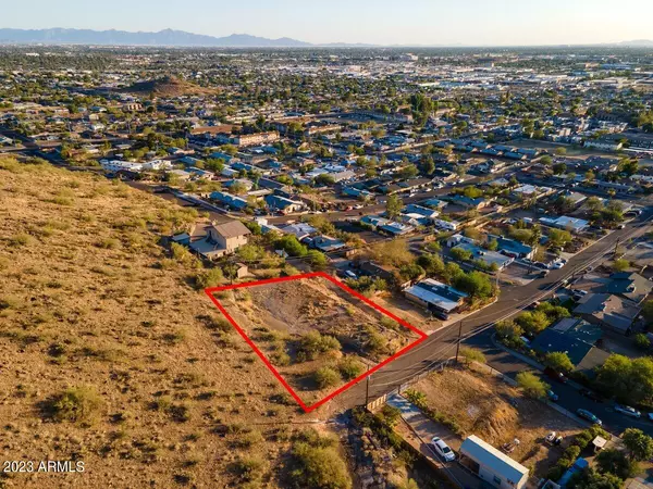 1265 W DESERT COVE Avenue #-, Phoenix, AZ 85029