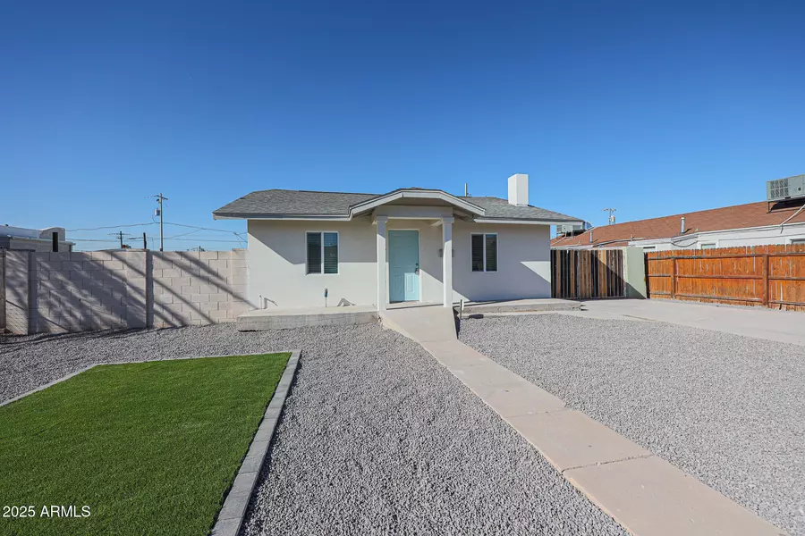 2224 N 24TH Place, Phoenix, AZ 85008