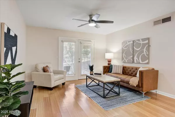 Phoenix, AZ 85032,4704 E PARADISE VILLAGE Parkway #139
