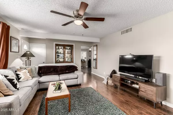Phoenix, AZ 85051,3837 W GRISWOLD Road