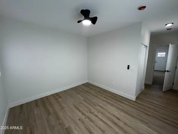 Phoenix, AZ 85034,14 N 13th Street #1