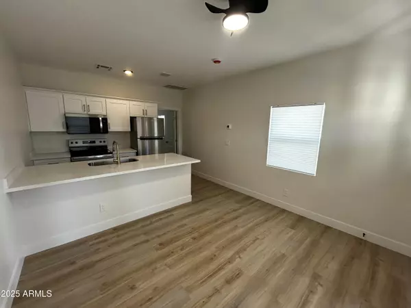 Phoenix, AZ 85034,14 N 13th Street #1