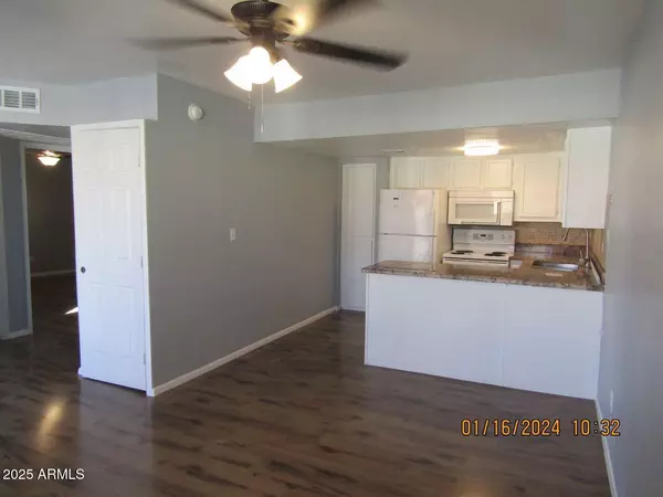 21622 N 23RD Avenue #B 304, Phoenix, AZ 85027