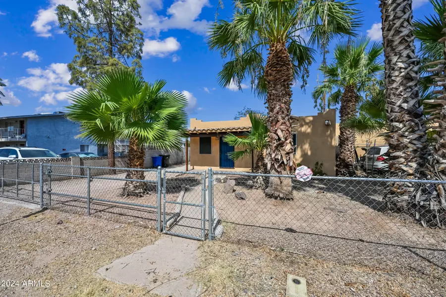 29 N MAY Street, Mesa, AZ 85201