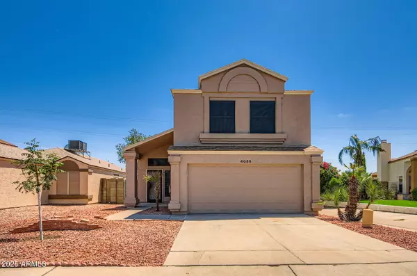4055 W WHISPERING WIND Drive, Glendale, AZ 85310