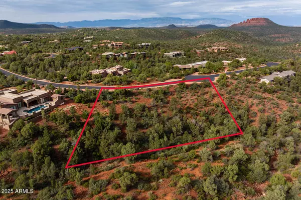 Sedona, AZ 86336,130 DESERT HOLLY Drive #7